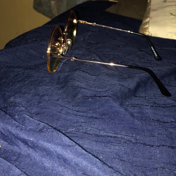 Bee Sunglasses - Picture 2 of 3